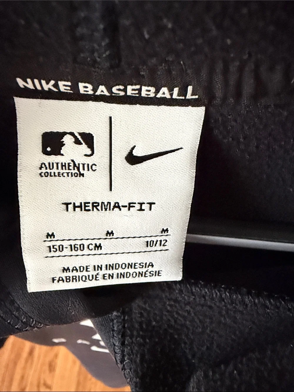 Nike Black New York Yankees Pullover Hoodie